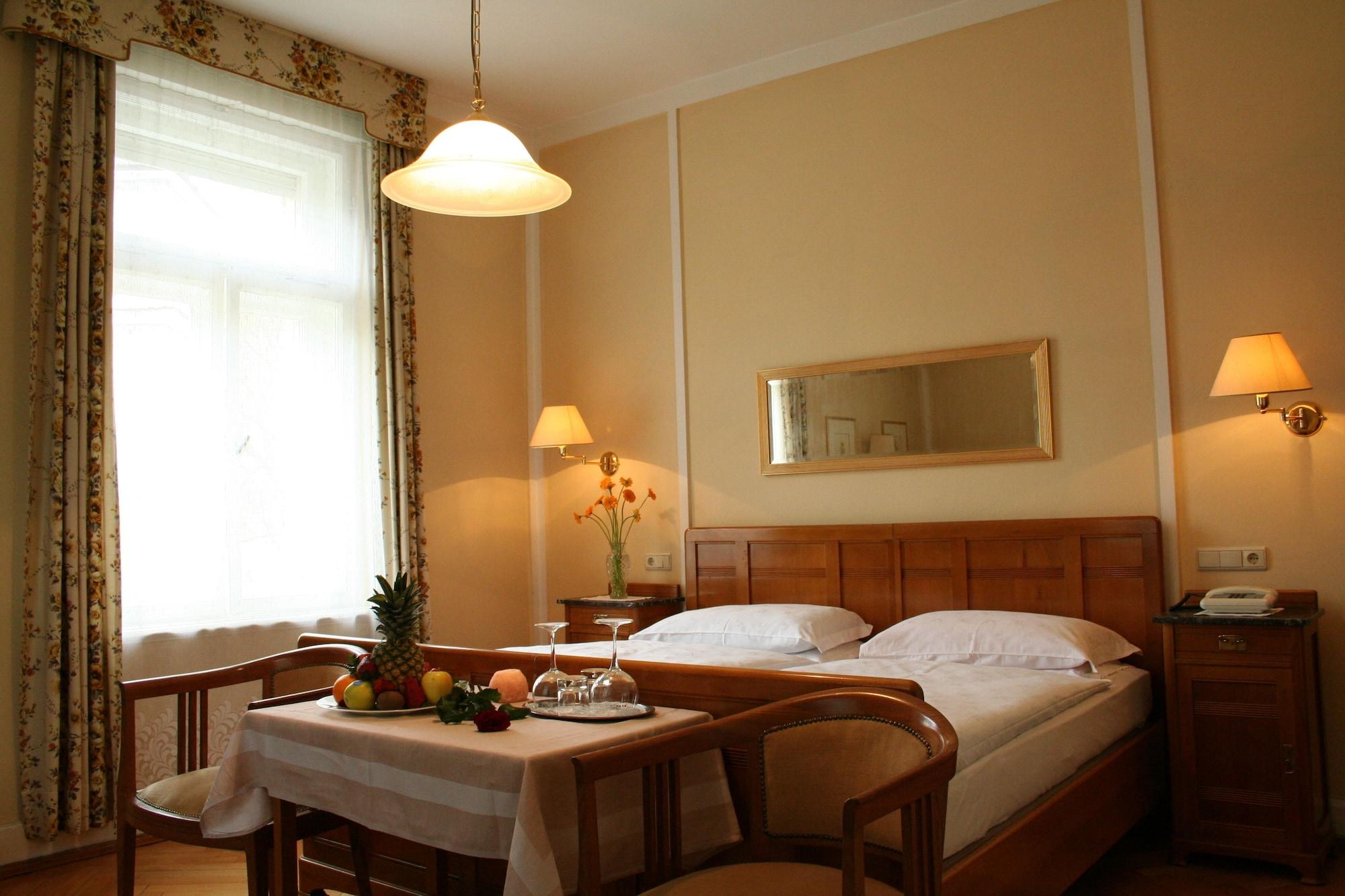 Hotel Villa Westend Merano Habitación foto