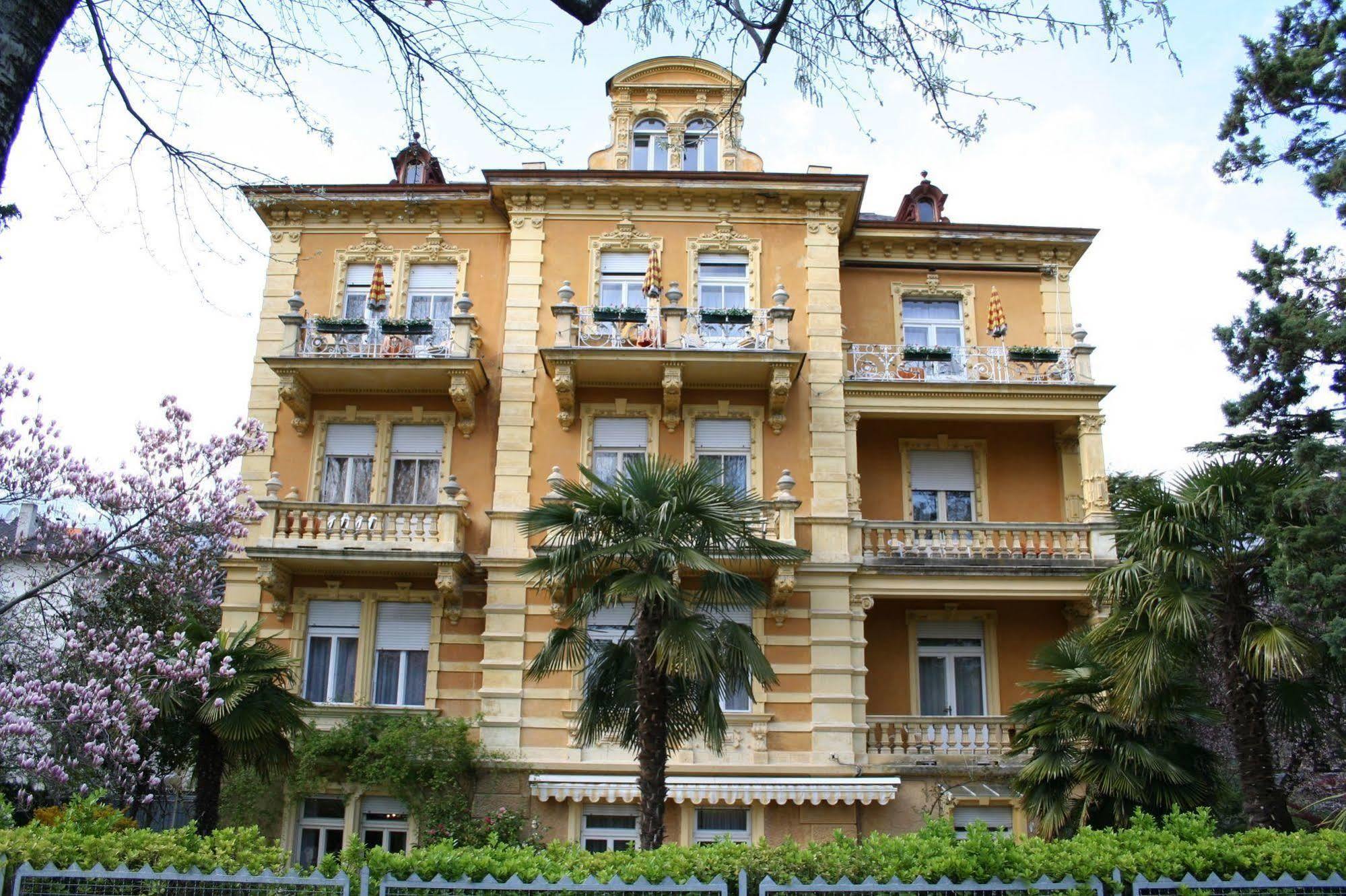Hotel Villa Westend Merano Exterior foto